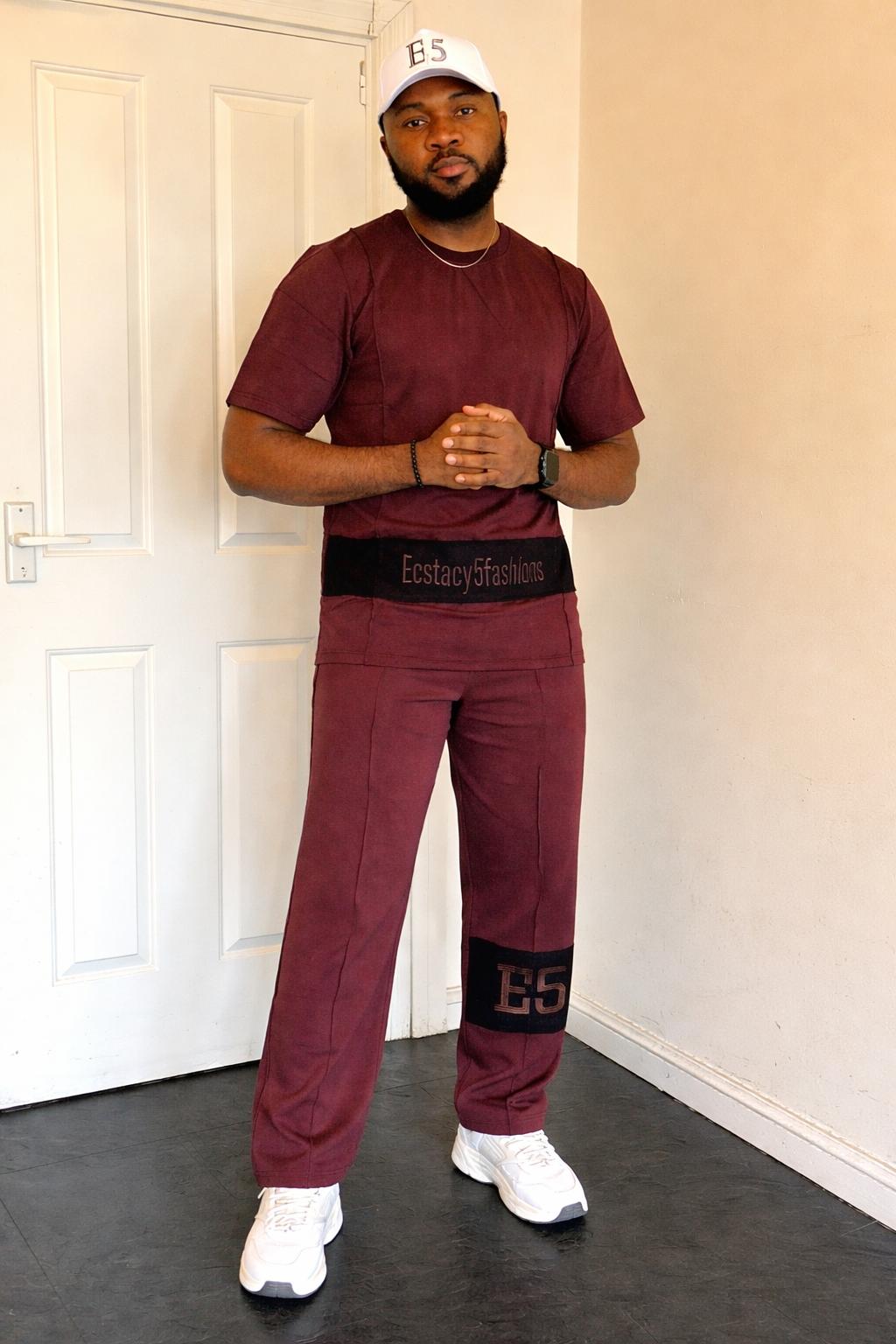 TOP AND JOGGERS